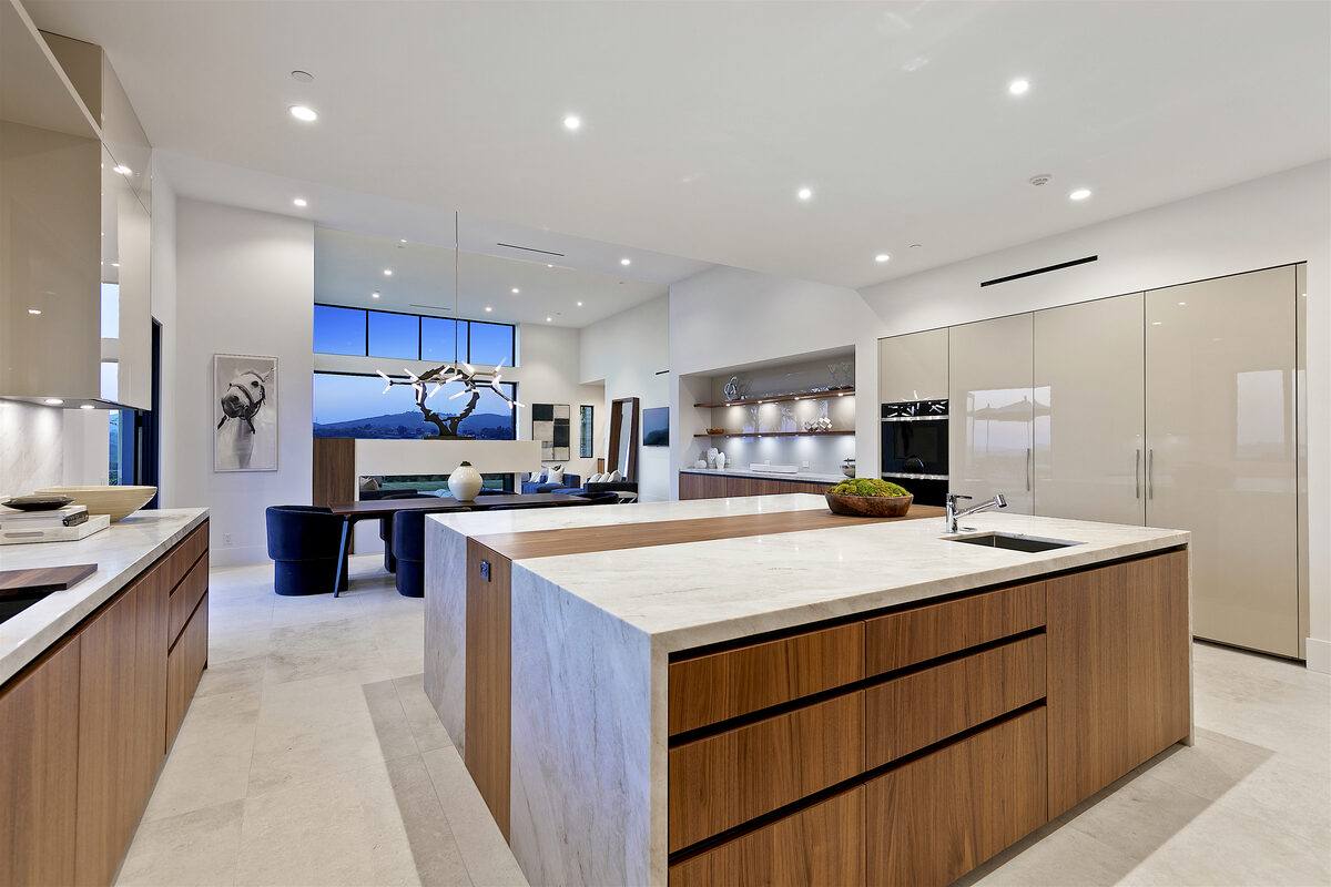 Custom Italian kitchen by Aranelli Design, Laguna Beach
